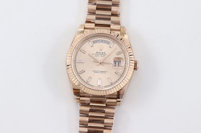 ROLEX Day-date Replica with Gold Case 2836 Automatic Movement Transparent Indexes 40MM Rose Gold Watch